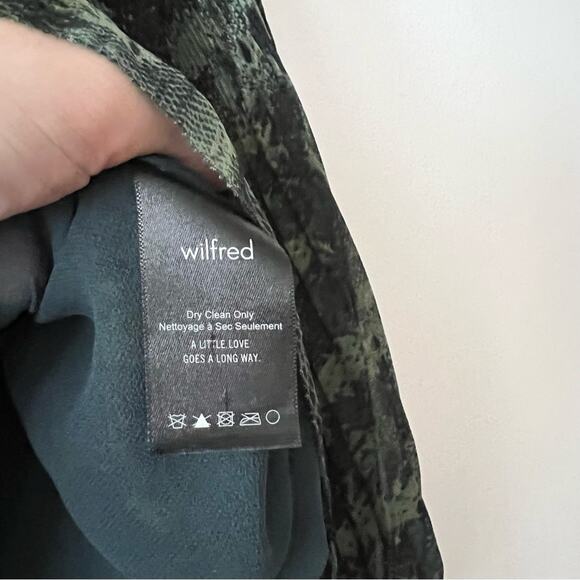 Aritzia Wilfred Talence Green Snake Off-the-Shoulder Blouse - Picture 5 of 8